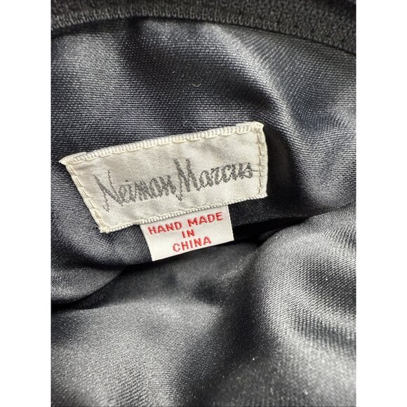 Neiman Marcus Handmade Beaded Shell Shape Clutch Evening Handbag - Picture 7 of 13